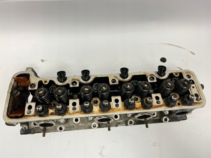 фото №7, Головка двигуна циліндрів mercedes w126 380 v8 r107 m116 m117 1160163401