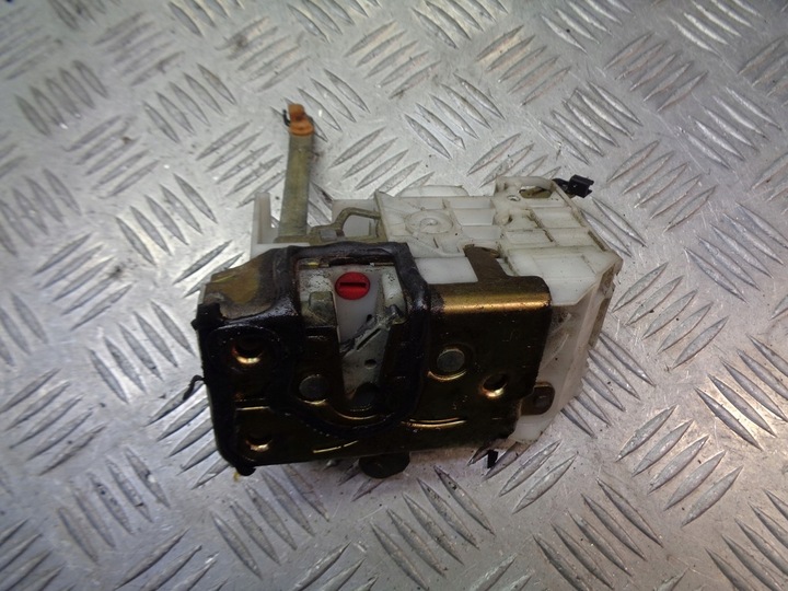 фото №1, Замок двері лівий зад задній toyota avensis t22