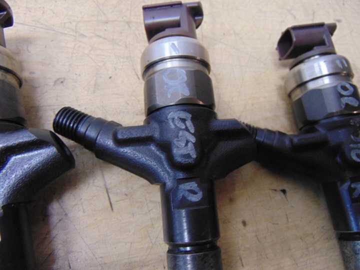 фото №1, Инжектор subaru forester iii 2.0d 16613aa020