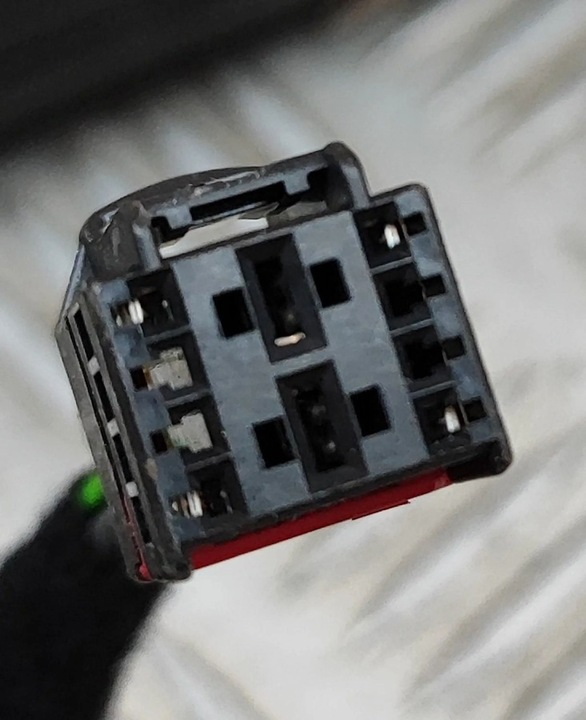 фото №7, Porsche panamera 971 2018 левая сторона амортизатор крышки задней багажника