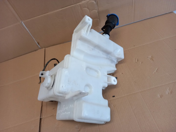 фото №7, Бачок склоомивача насоси jaguar i-pace x590 m9d3-17b613-a