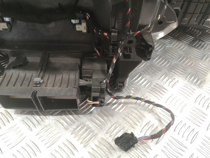 фото №6, Обігрівач повітродувка bmw f01 f10 f11 базовий європа