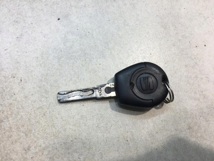 фото №8, Замок запалювання ключ ручка багажника leon i 4b0905851c