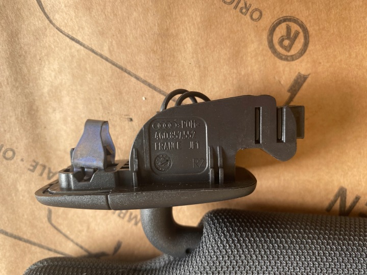 фото №9, Audi a6 c7 захисні накладки сонцезахисний чорні l+p 4g0857522 4g0857551 jf1