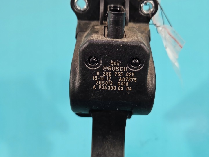 фото №7, Педаль газа потенциометр mercedes vito w447 14- 0280755025 2.1 cdi