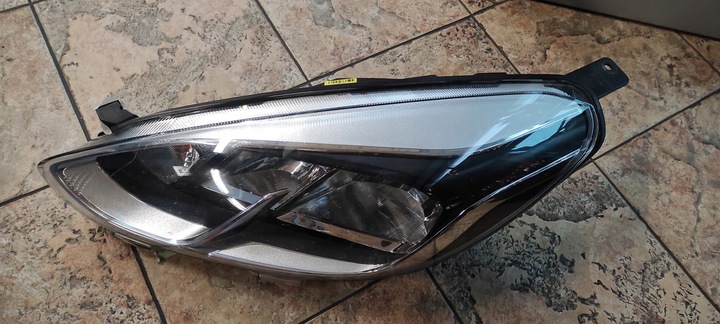 фото №1, Ford fiesta mk8 16-21 лампа ліва перед