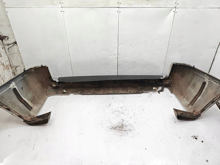 фото №9, Mitsubishi pajero iii 5d бампер зад задній pdc