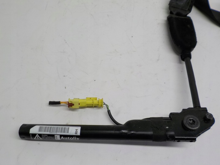 фото №7, Opel astra j iv gtc 3d pas безпеки натягувач 13337412 624131900