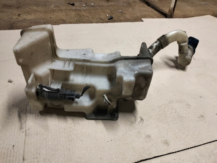 фото №9, Vw jetta vi 6 5c6 бак омывателя 5c6955453q