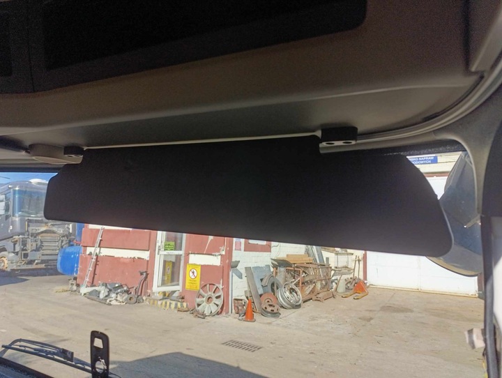 фото №1, Праві козирок захист сонцезахисна actros mp4 100 zł нетто