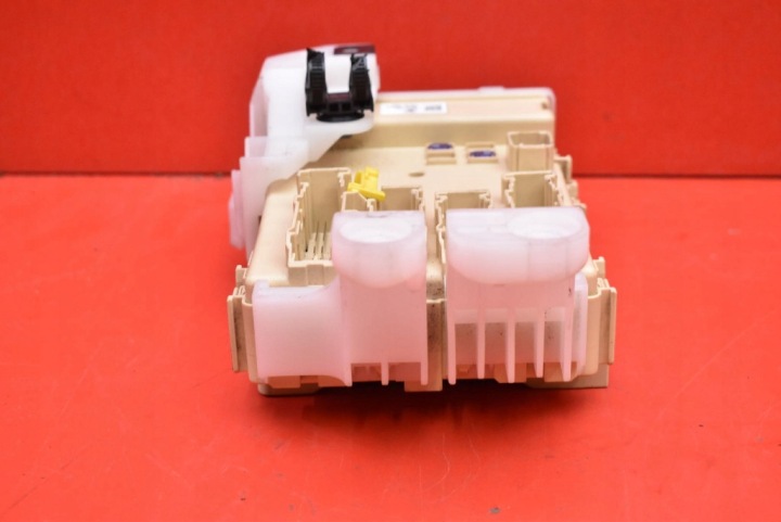 фото №6, Коробка предохранителей bsi 89221-02330 toyota auris 2 1.6 valvematic 132 km
