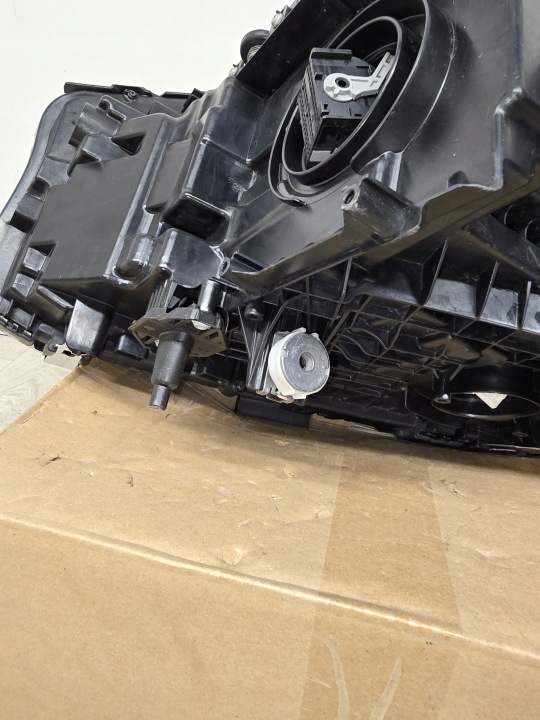 фото №10, Фара передня права bmw 5 g30 g31. bmw адаптивний led 7439210-01