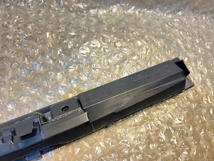 фото №6, Bmw e83 планка підсвітка номерного знака 51133403611