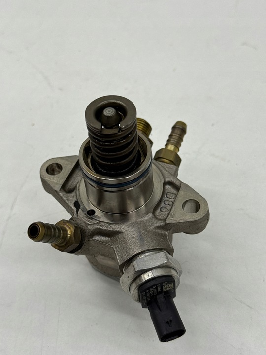 фото №13, Audi s6 s7 c7 a8 4.0 tfsi насос высокого давления правая исправная оригинал