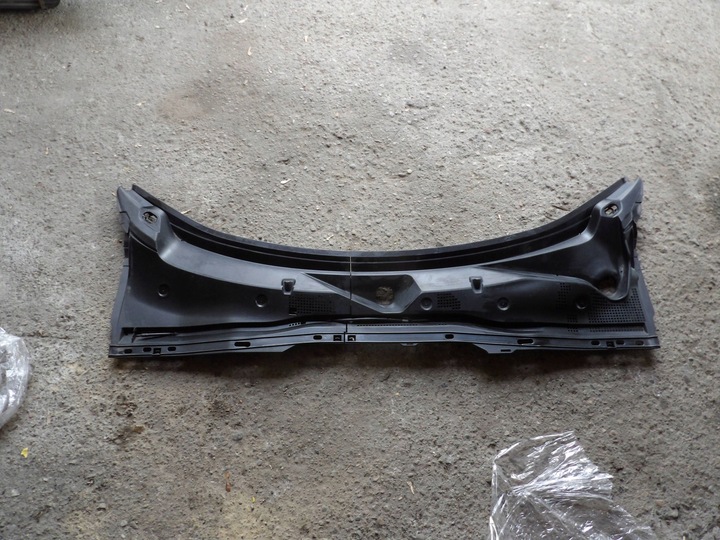 фото №1, Панель под лобовым стеклом верхний комплект na1p507s1/na1p507r1 mazda mx5 nd