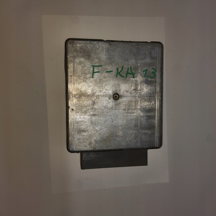 фото №1, Блок управления двигателя ford оригинальный номер 97kb-12a650-bc