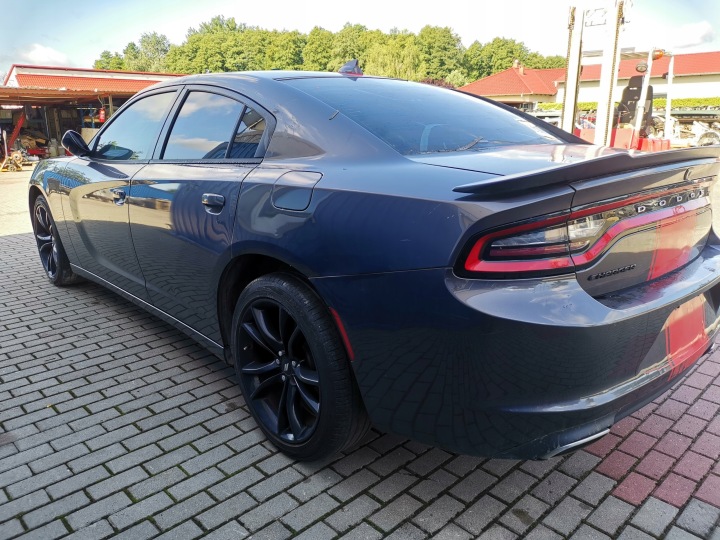фото №11, Dodge charger 15- четверть передняя левая