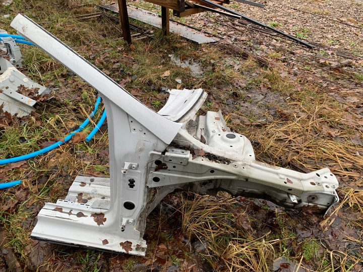 фото №1, Чверть перед права seat leon iii fr 5f біла