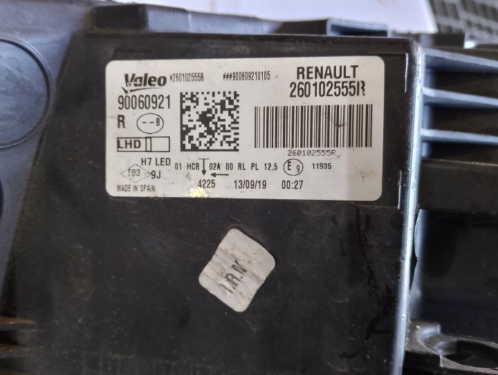 фото №16, Фара права передня перед 260102555r renault megane iv 4