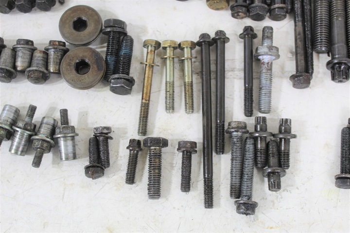 фото №9, Болты шпильки двигателя bmw e60 e61 2.5b m54b25