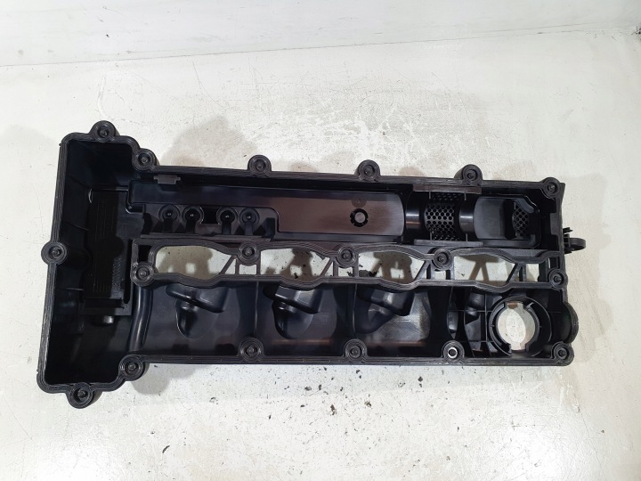 фото №15, Крышка клапанов a6510100230 mercedes w212 w204 2.2 cdi