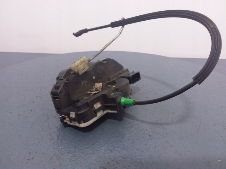 фото №5, Opel insignia a замок дверь зад правое 6 pin 13503808