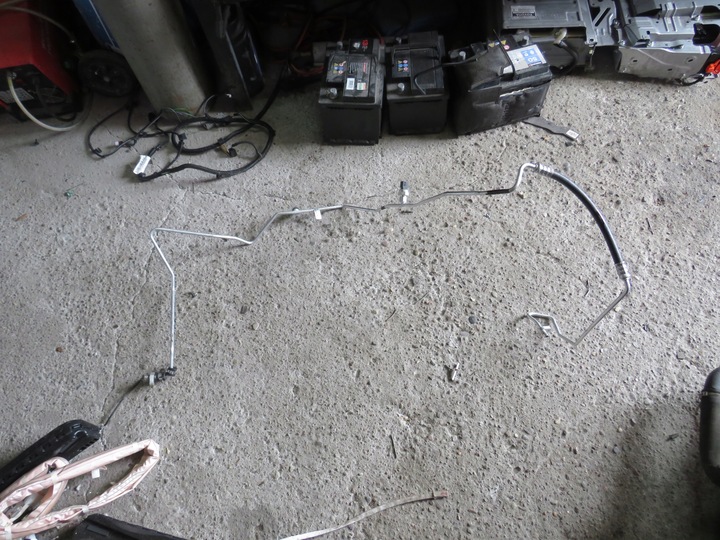 фото №1, Трубка шланг шланг кондиционера 924403126r