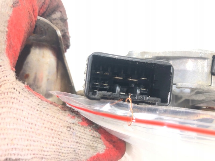 фото №5, Механізм кришки багажника доводчик lexus rx 03-08