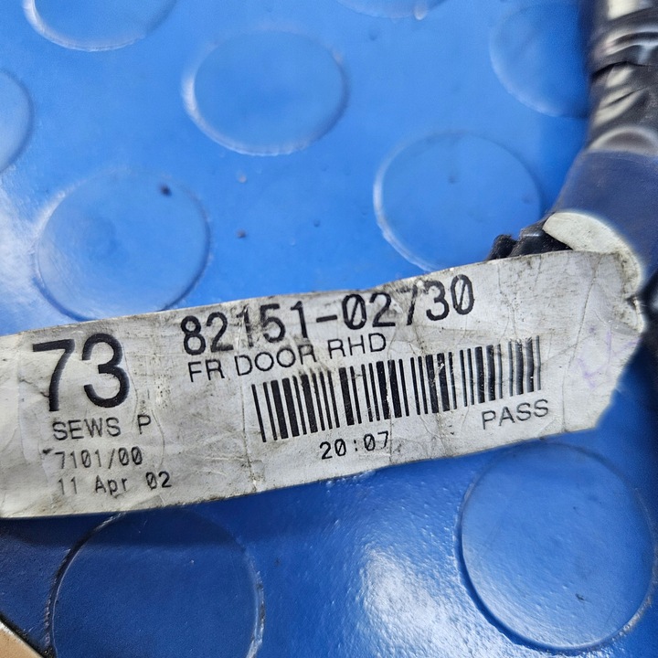 фото №10, Toyota corolla e12 жгут провода дверь передних правых 8215102730