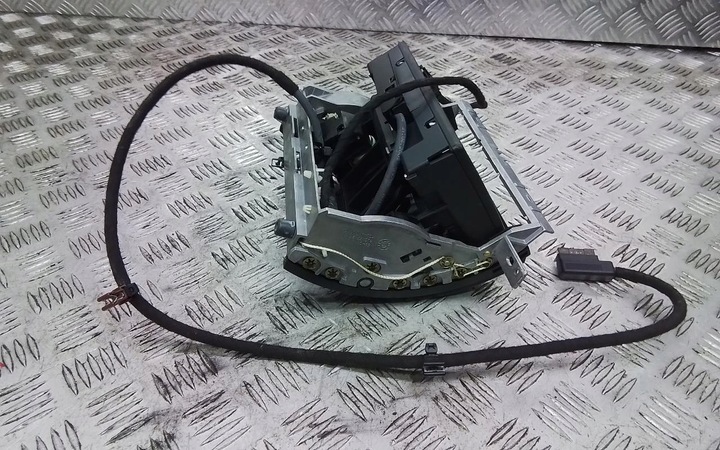 фото №7, Audi a8 d3 дисплей radia/winda 4e0857237