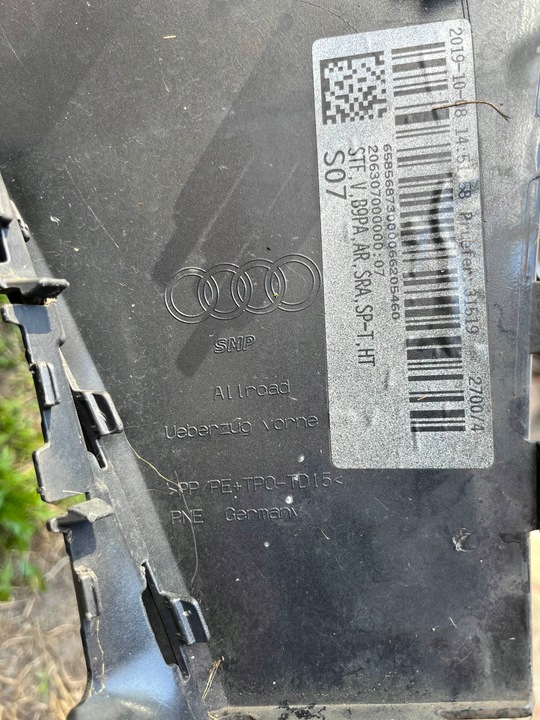 фото №8, Audi a4 b9 allroad quattro бампер переднее 8w0807437bb + решётка радиатора 8w0853651dp