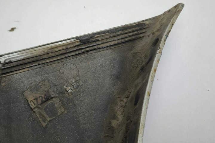 фото №8, Планка заднего правого крыльев chrysler voyager iv rg, rs 92437377 2.8l