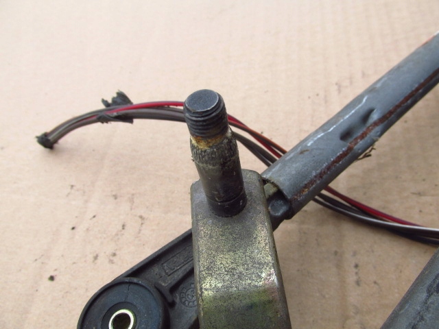 фото №5, Cherokee liberty kj механізм двигунчик двірник перед англієць