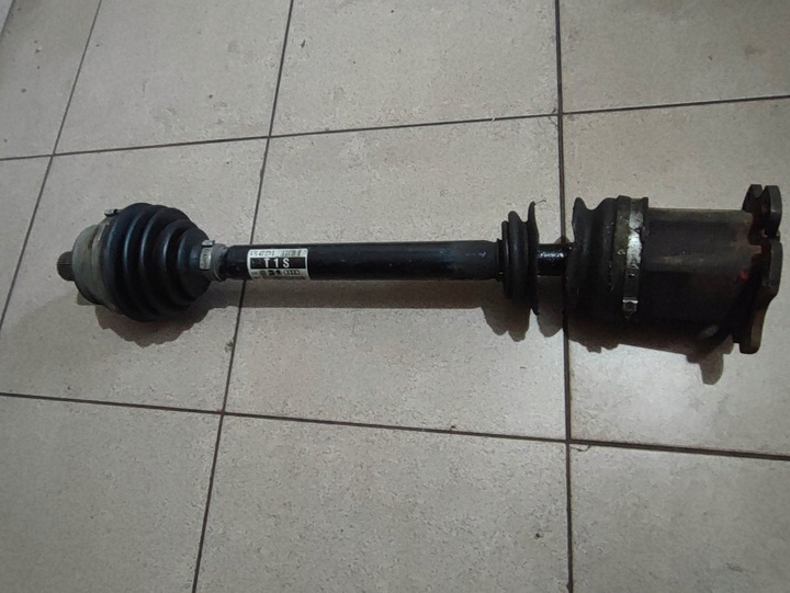 фото №1, Полуось левый перед audi a6 s6 5.2 v10