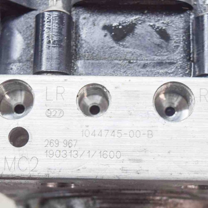 фото №9, Блок управления abs tesla модель 3 2265106527 12080440 208kw 2019