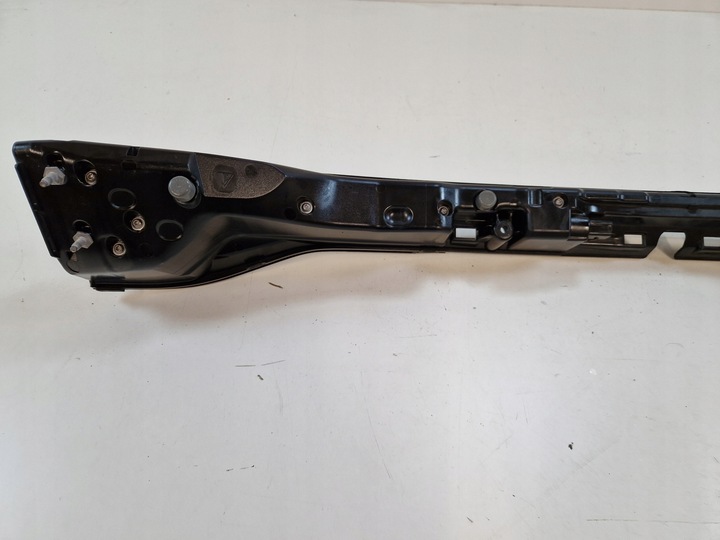 фото №8, Porsche panamera 971 лампа задняя led накладка зад led оригинал!