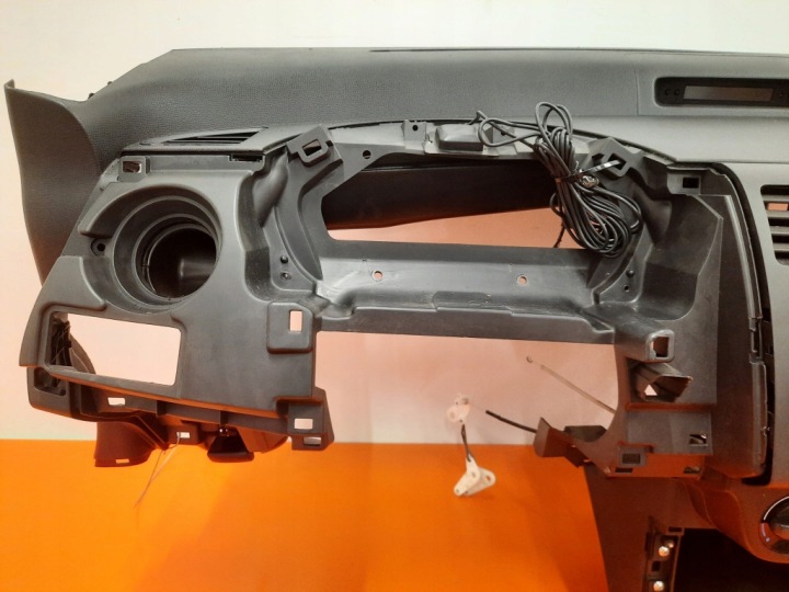 фото №6, Suzuki swift iv mk6 04-10 торпедо раздаточная капот 73910-62j1