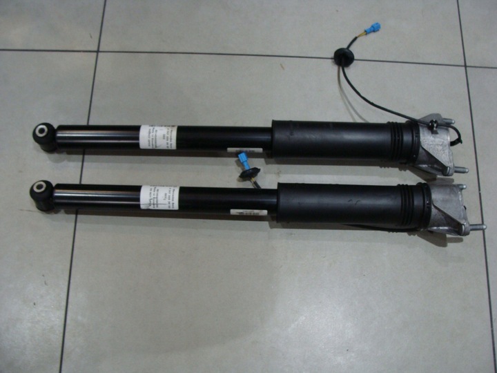 фото №1, Amortyzatorykomplet зад mercedes glb x247 amg a35 a2473263800 активные!!!