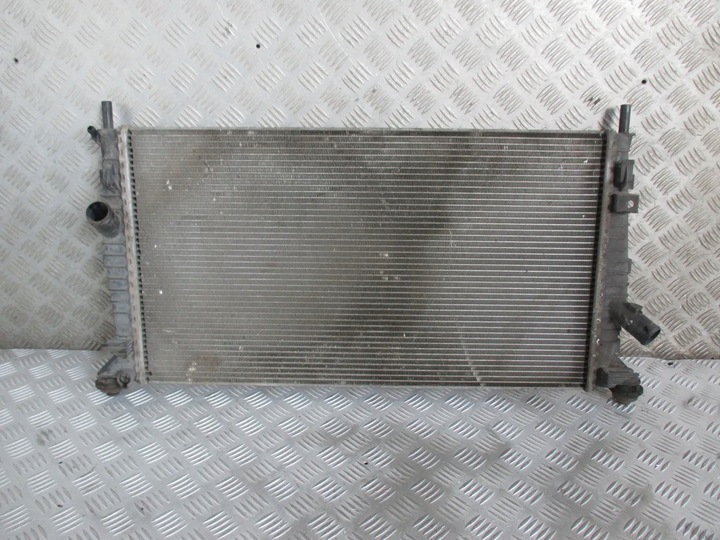 фото №1, Радиаторов воды mazda 3 1.6 citd 03-06r