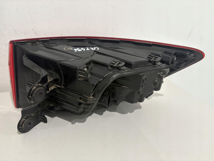 фото №15, Audi a4 b9 8w универсал avant лампы зад левая правая комплект