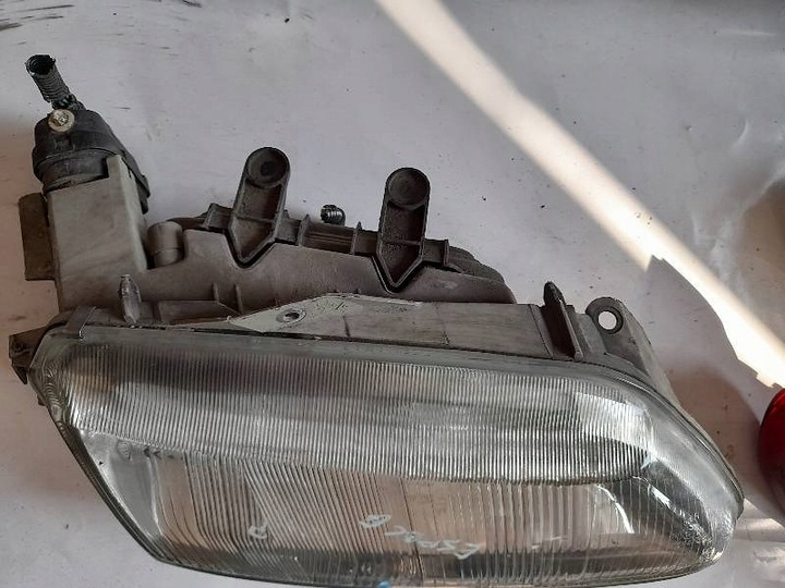 фото №6, Лампа правая передняя renault espace iii 3