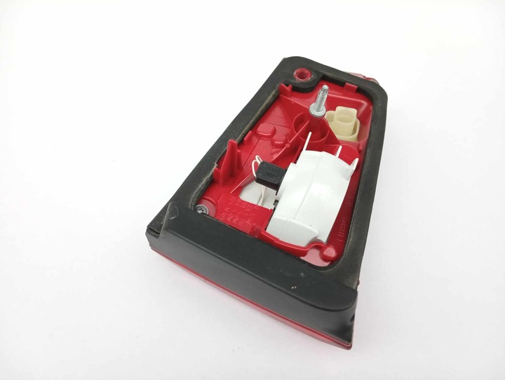 фото №9, Audi a6 c7 avant лампа левая зад задняя w крышка багажника 4g9945093b