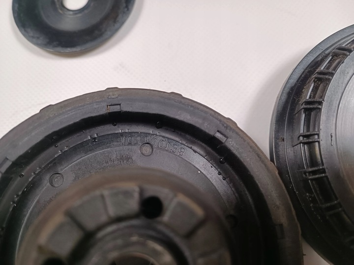 фото №5, Верхній кріплення амортизатора chevrolet camaro 14