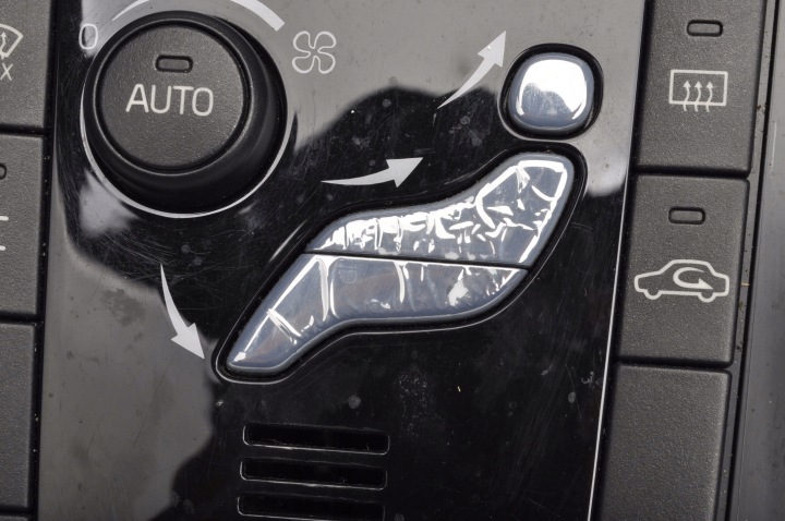 фото №8, Volvo s60 ii v60 панель переключатель кондиционера 31324827 uk