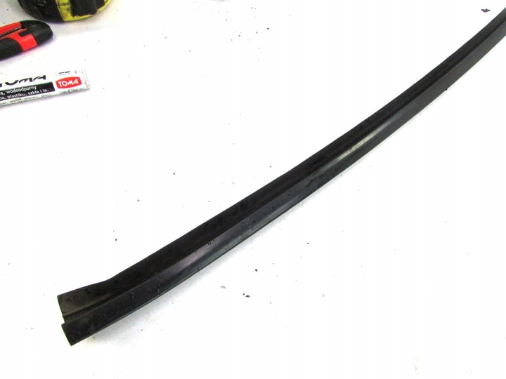 фото №2, Subaru forester sg прокладка стёкла лобовой 03-08r