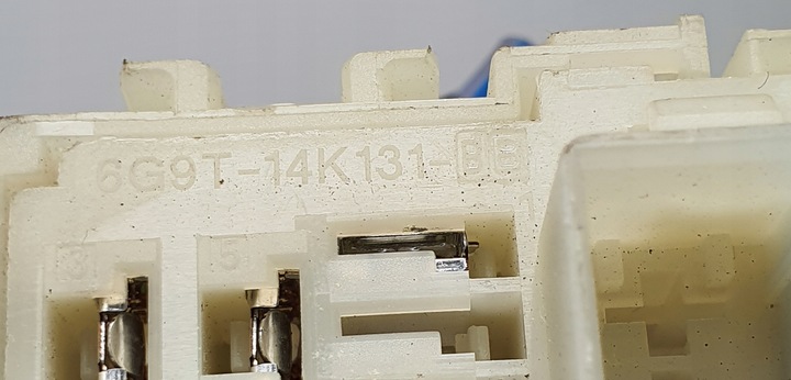 фото №10, Коробка запобіжників land rover discovery l550