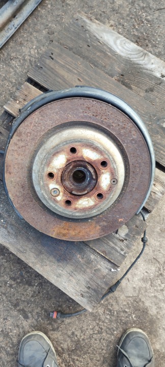 фото №4, Поворотна опора права задня праве зад audi q7 4l tdi 7l8505436
