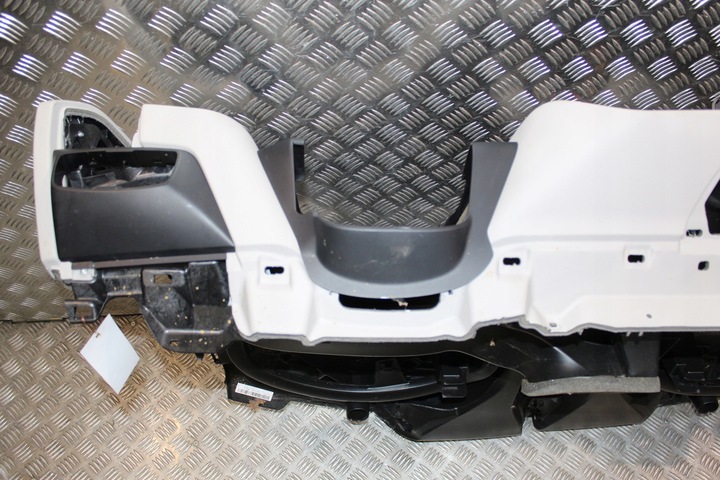 фото №9, Bmw i3 панель раздаточная консоль разные rodzaje org 9282685