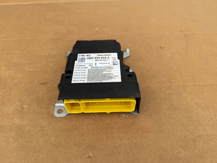 фото №1, Audi q7 4m датчик модуль подушка безпеки 4m0959655e