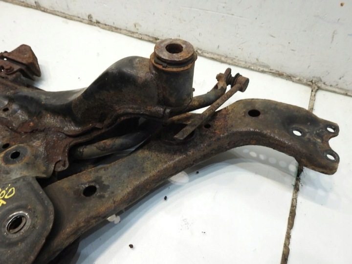 фото №6, Тележка подрамник перед toyota avensis iii t27 2.0 d-4d